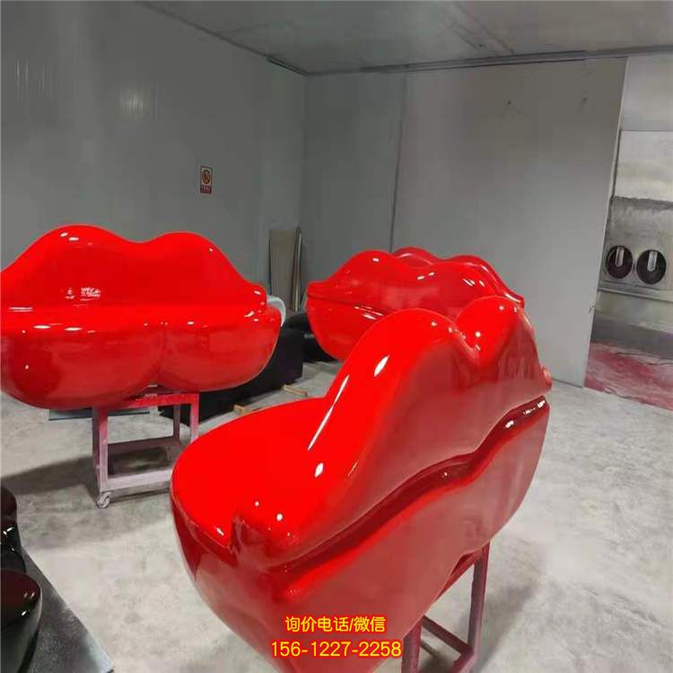 玻璃鋼座椅雕塑：精致、時尚、充滿藝術氣息