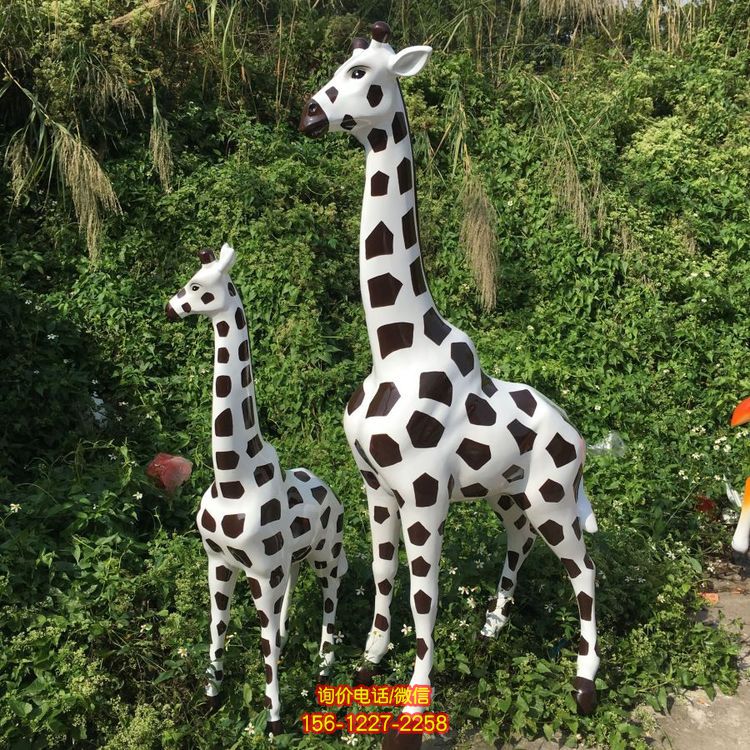 玻璃鋼長頸鹿，卡通長頸鹿雕塑