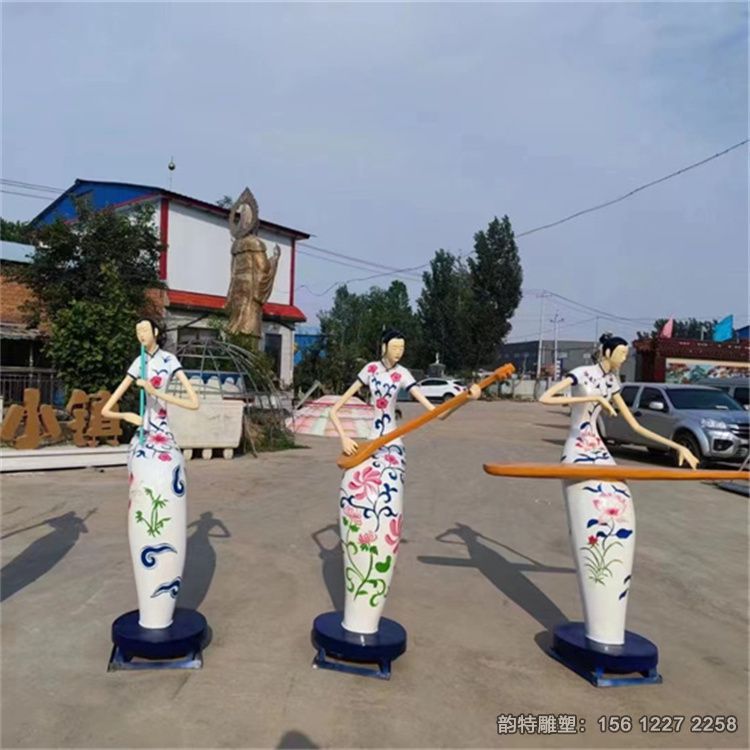 玻璃鋼吹拉彈唱仕女雕塑,抽象音樂(lè)人物雕塑圖片案例 玻璃鋼吹拉彈唱仕女雕塑,抽象音樂(lè)人物雕塑圖片案例